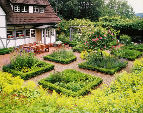 成都私家花园香远溢清的露台设计